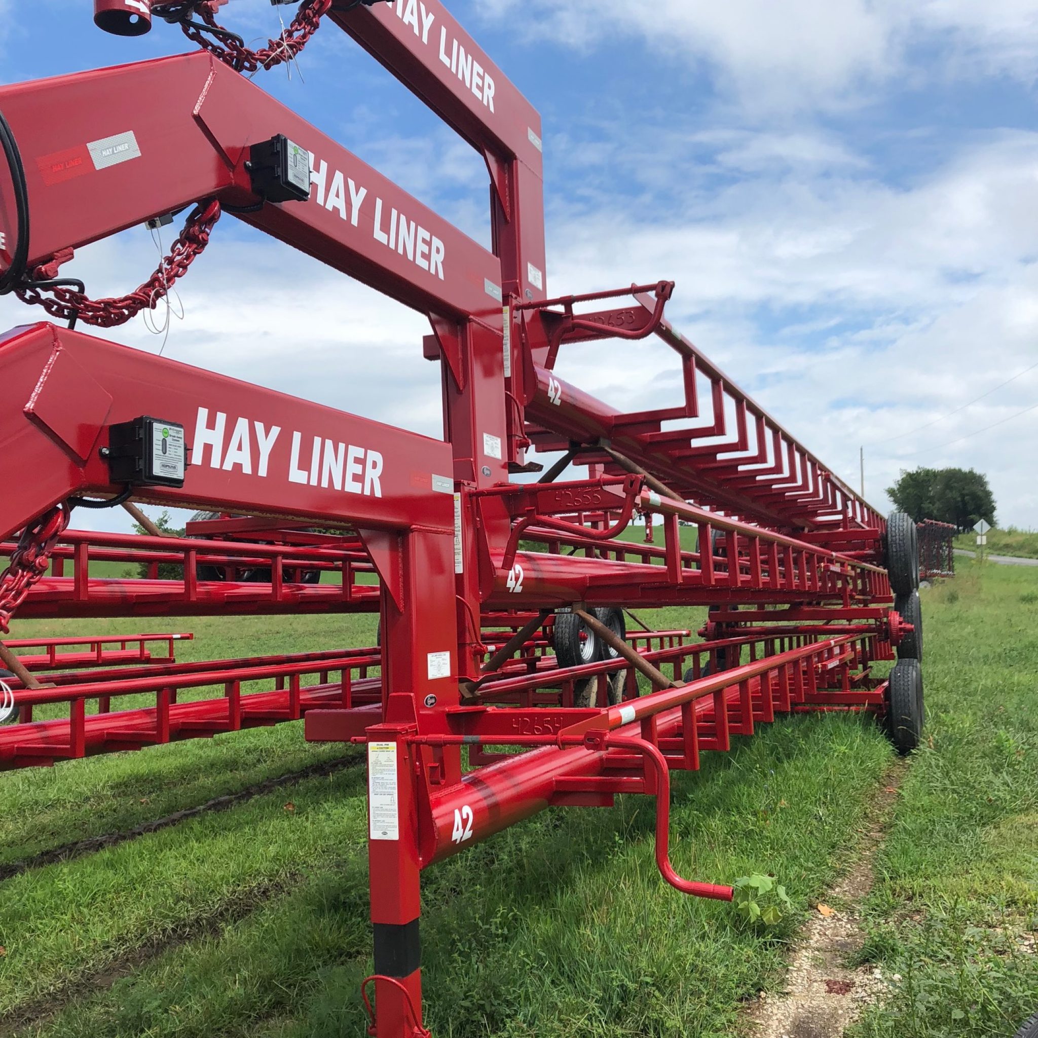 Hay Liner Trailers Gallery - Best Self Dumbing Hay Trailers